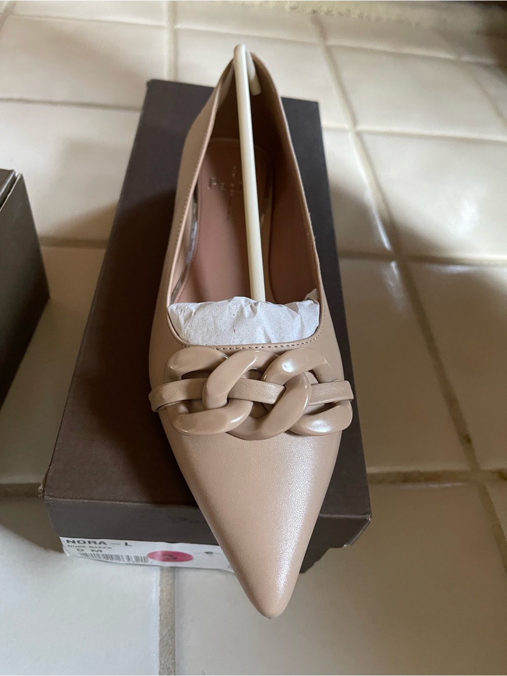Paolo Beige Pointed Toe Flat with Glossy Chain